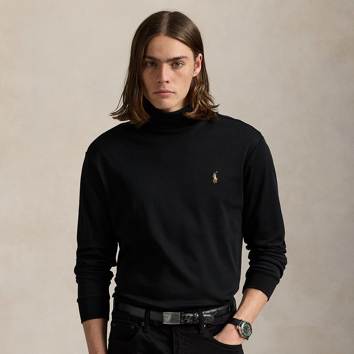 This wear-with-anything roll neck is made from the same smooth interlock fabric that's used in our Soft Cotton Polo shirts.