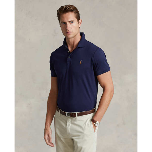 An American style standard since 1972, the Polo shirt has been imitated but never matched. Over the decades, Ralph Lauren Lauren has re-imagined his signature style in a wide array of colours and fits, yet all retain the quality and attention to detail of the iconic original. This trim version is made from luxe cotton interlock with an ultra-soft finish.