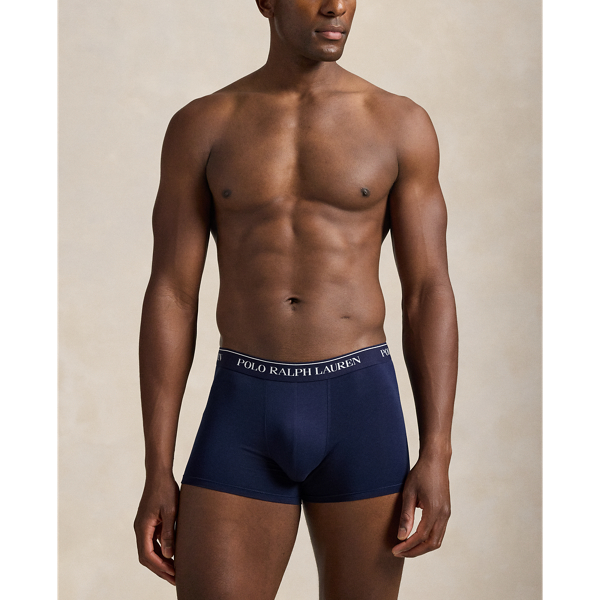 The boxer shorts in this convenient three-pack are made from a cotton blend with a hint of stretch for added comfort.