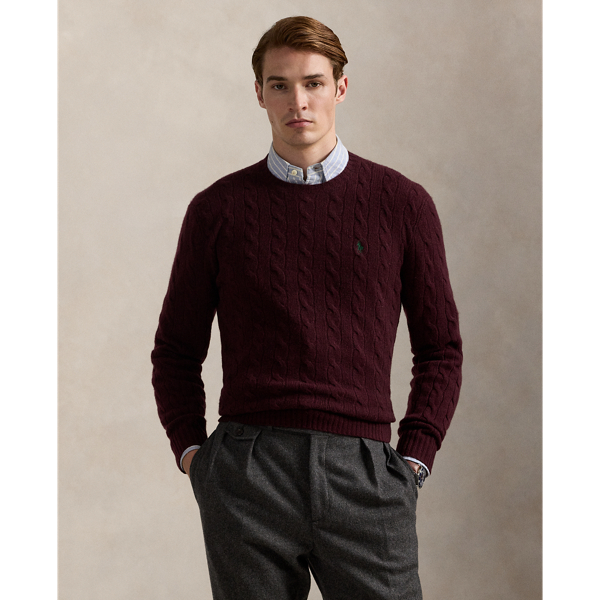 This interpretation of our iconic cable-knit jumper is crafted with Italian wool yarn that’s spun with cashmere.