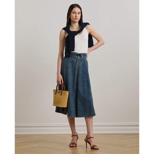 Vertical seams beautifully enhance the A-line silhouette of this denim midi skirt, while a drawcord waist offers effortless appeal.