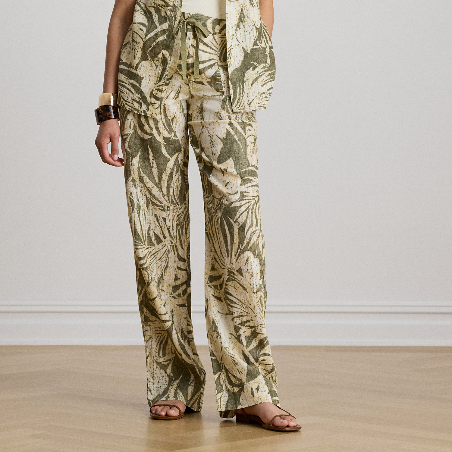 Petite - Palm Frond-Print Wide-Leg Linen Trousers