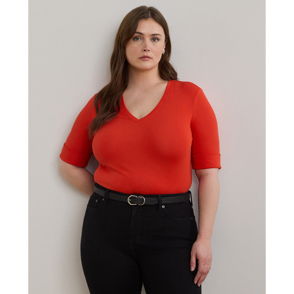 A timeless essential, this V-neck tee with elbow-length sleeves is made with breathable stretch cotton for a soft hand feel. Lauren's signature embroidered logo on the hem completes the look.