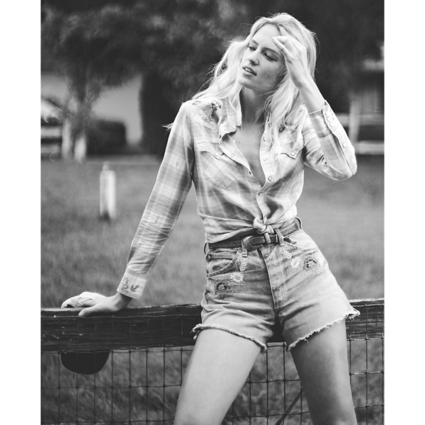 Floral-Embroidered Denim Short