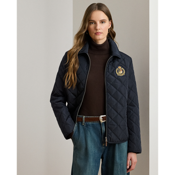 Combining sophistication with practicality, this jacket features diamond quilting, Lauren's signature crest patch on the chest and a water-resistant insulated shell.