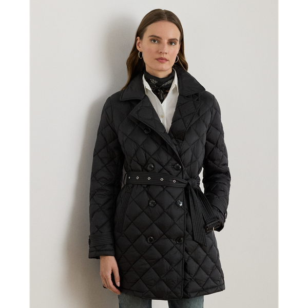Lauren  Ralph Lauren Lauren reimagines the iconic trench coat with an insulated, diamond-quilted construction. A self-belt highlights the waist, while "Lauren  Ralph Lauren Lauren"-engraved horn-effect buttons add a signature finish.