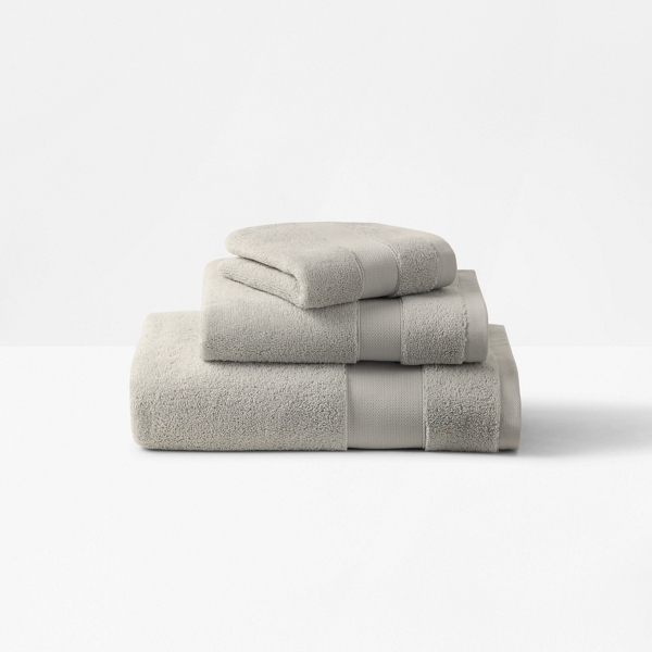 Polo Ralph Lauren Watson Towel In True Pale Grey
