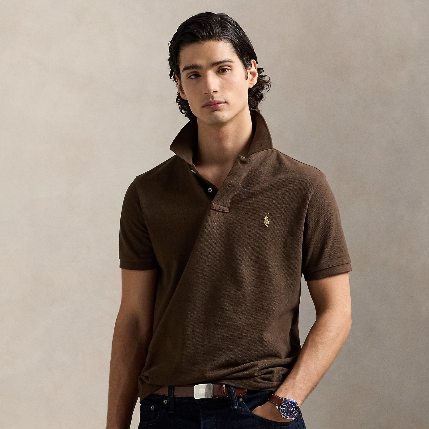 An American style standard since 1972, the Polo shirt has been imitated but never matched. Over the decades, Ralph Lauren Lauren has re-imagined his signature style in a wide array of colours and fits, yet all retain the quality and attention to detail of the iconic original. This version is made from our highly breathable cotton mesh, which offers a textured look and a soft feel.