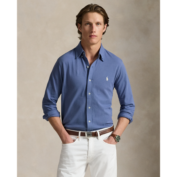 This version of our signature button-down is cut from an ultra-thin layer of our most lightweight cotton mesh, making it the perfect shirt for transitional days or when you want a comfortable layer underneath jumpers or jackets.