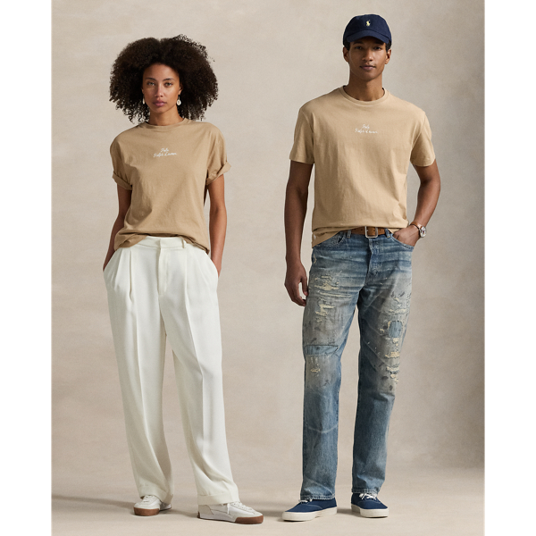 In addition to our signature Pony, this unisex cotton T-shirt features chain-stitched "Polo  Ralph Lauren Lauren" embroidery at the front.
