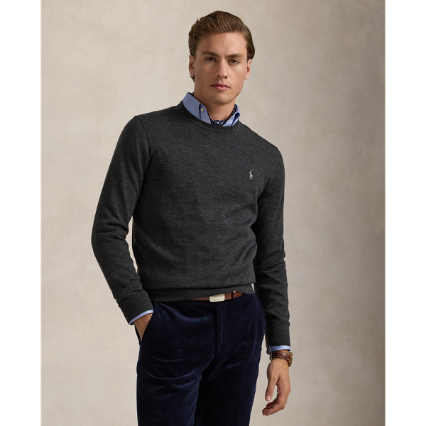 Finished with our signature embroidered Pony, this lightweight jumper is finely knit with wool yarn from Italy that is Machine washable and worsted for a smooth texture.