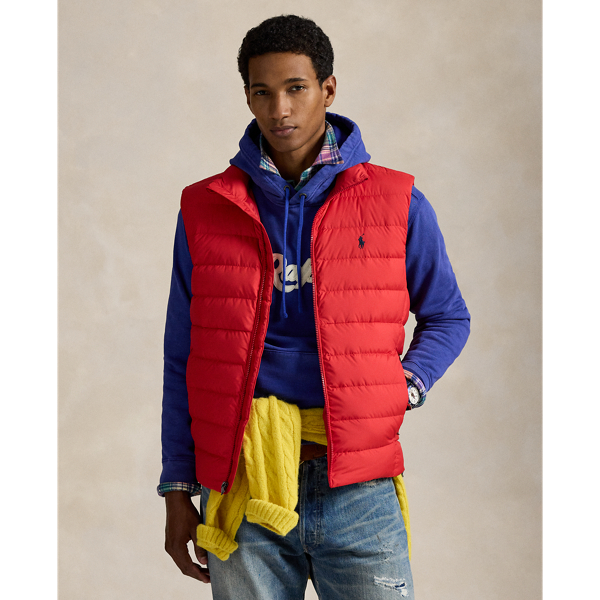 This gilet is crafted from a matte water-repellent fabric and insulated with 650-fill-power down. It also packs into its own pocket for on-the-go convenience.