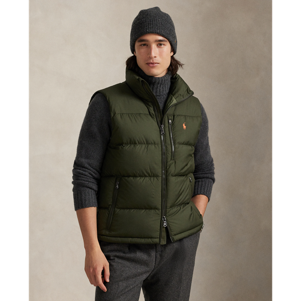 This gilet is made from water-repellent ripstop and insulated with 650-fill-power down, which work together to help keep you warm and dry.