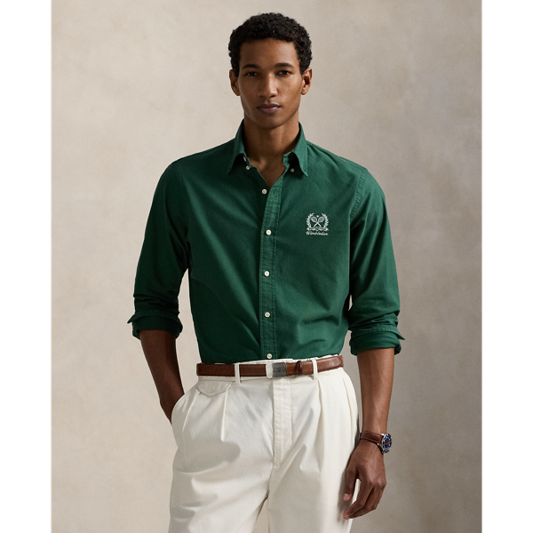 Part of our collection celebrating Wimbledon 2025, this unisex shirt features a tennis-inspired crest combining the tournament's logo and "Polo  Ralph Lauren Lauren". It is garment-dyed and washed to create tonal dimension and impart a soft texture.