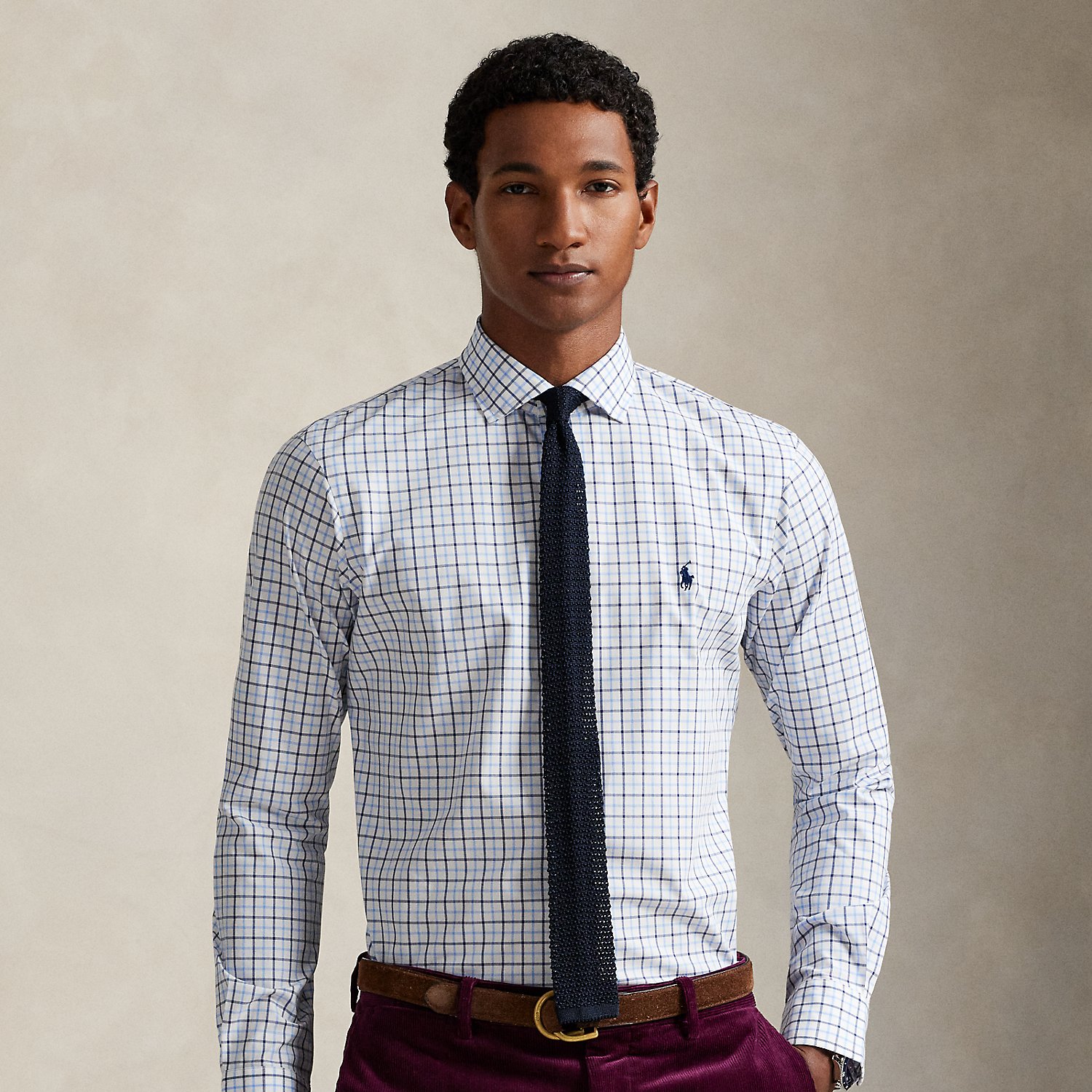 This shirt's poplin fabric combines soft, breathable cotton with extra stretch for added comfort. At the left chest, it is intricately embroidered with our signature Pony for an iconic finish.