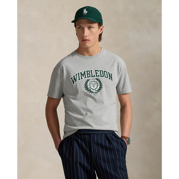 Part of our collection celebrating Wimbledon 2025, this T-shirt features the tournament's logo and a tennis-inspired "Polo  Ralph Lauren Lauren" crest commemorating the year. It is made from sueded cotton jersey and finished with our signature embroidered Pony on the hem.