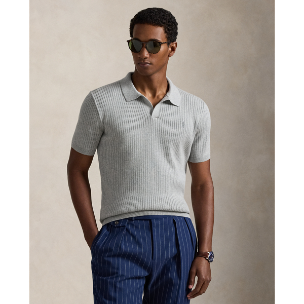 This jumper's cotton yarn is combed with fine brushes, resulting in a softer, more durable garment. It is adorned with our signature embroidered Pony on the left chest for an iconic Polo finish.
