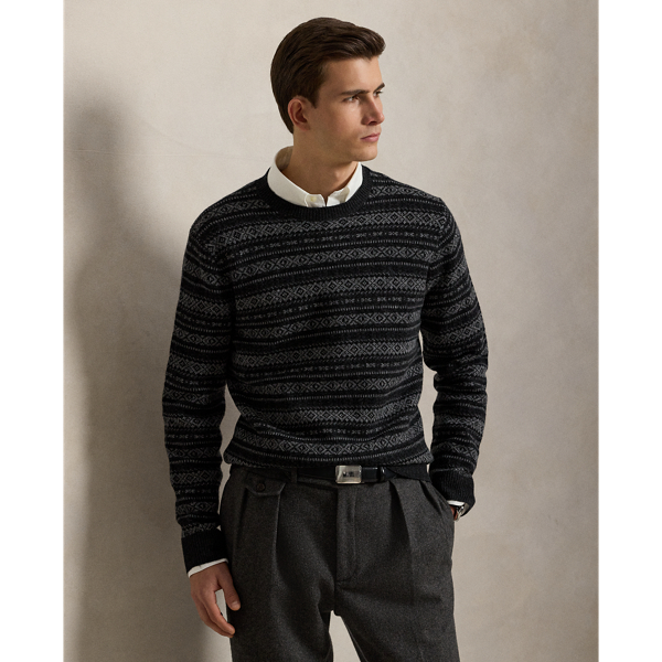 This jumper unites four different hues of wool yarn to create its intricate Fair Isle pattern. It is finished with our signature embroidered Pony on the left chest.