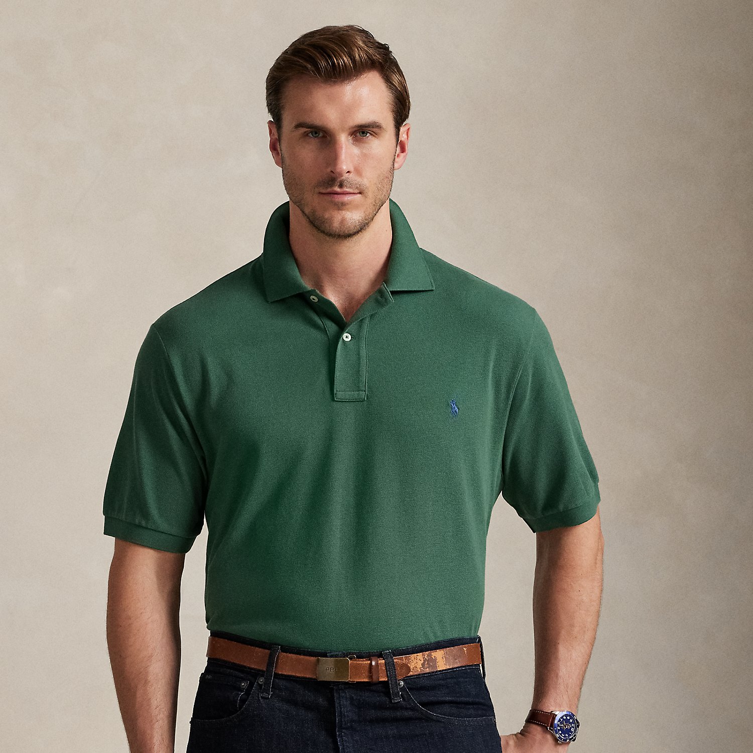 An American style standard since 1972, the Polo shirt has been imitated but never matched. Over the decades, Ralph Lauren Lauren has reimagined his signature style in a wide array of colours and fits, yet all retain the quality and attention to detail of the iconic original. This Big & Tall version is made with our highly breathable cotton mesh, which offers a textured look and a soft feel.
