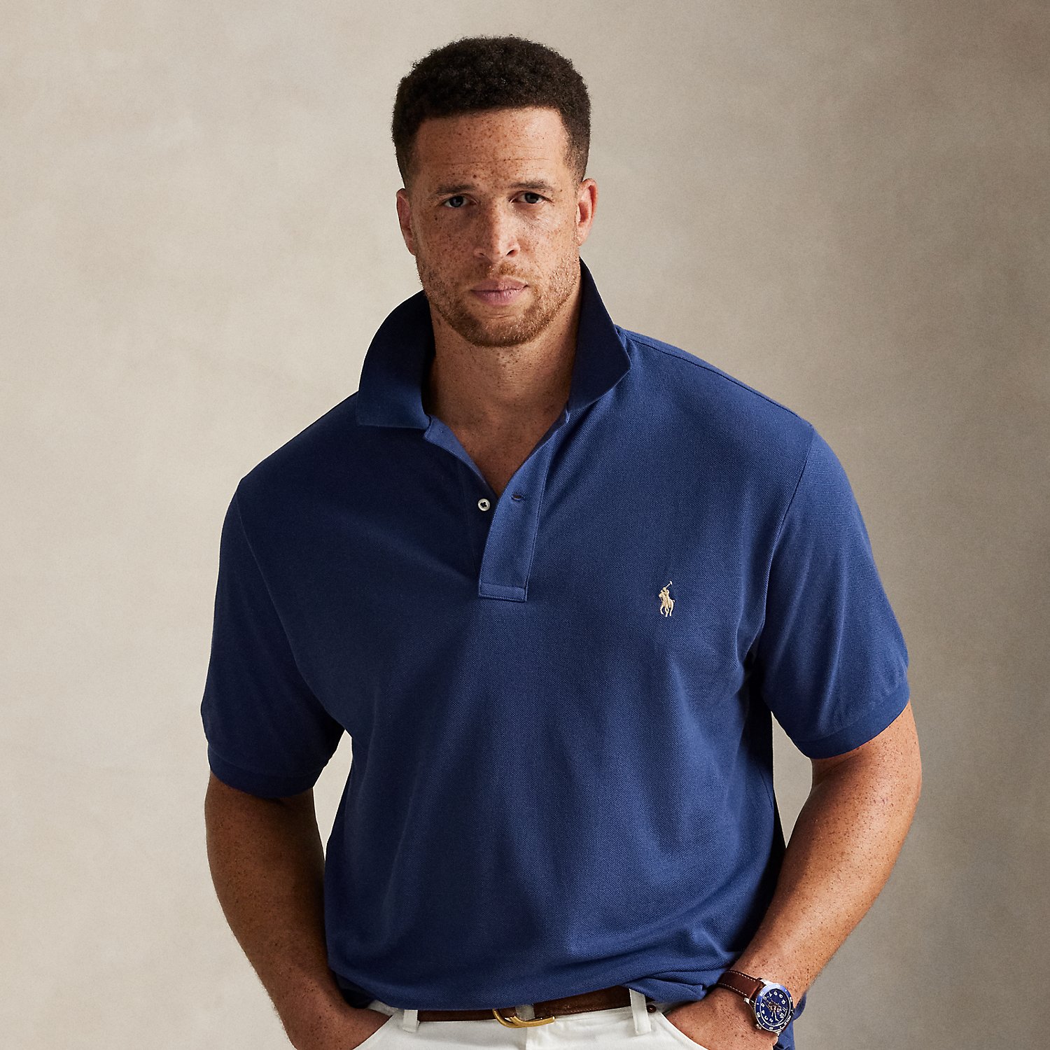 An American style standard since 1972, the Polo shirt has been imitated but never matched. Over the decades, Ralph Lauren Lauren has reimagined his signature style in a wide array of colours and fits, yet all retain the quality and attention to detail of the iconic original. This Big & Tall version is made with our highly breathable cotton mesh, which offers a textured look and a soft feel.