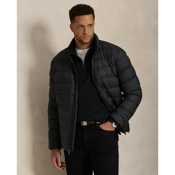 This Big & Tall jacket is crafted from a matte water-repellent fabric and insulated with 650-fill-power down. It also packs into its own pocket for on-the-go convenience.