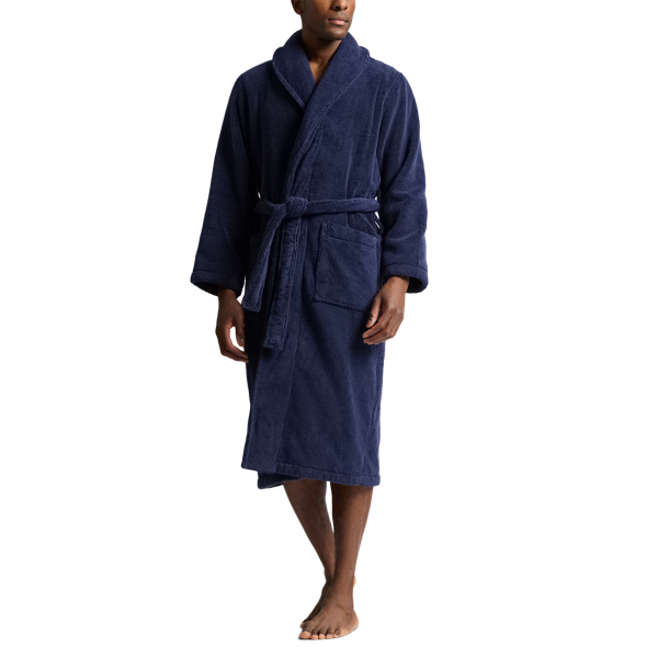Embroidered with our iconic logo at the back, this comfortable robe is crafted with plush cotton terry.