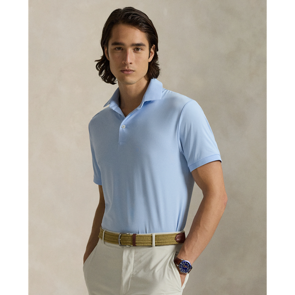 This Polo shirt is crafted from stretch jersey, which is both lightweight and breathable. Its moisture-wicking properties help keep you cool and comfortable all day long.