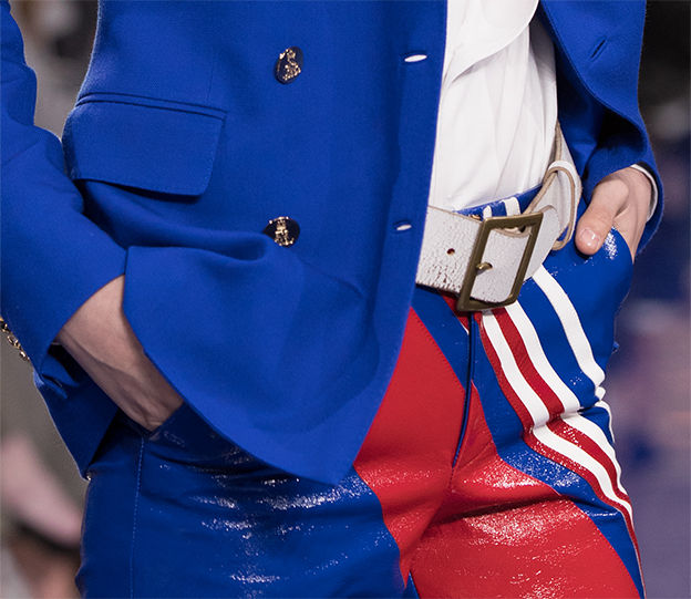 Detail shot of Look 30