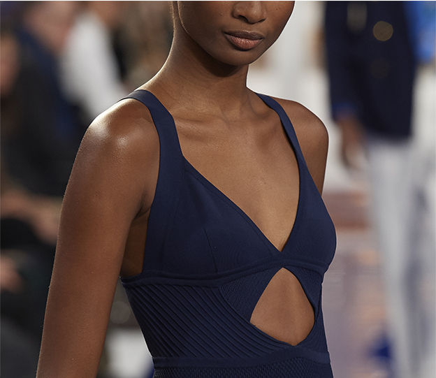 Detail shot of Look 37