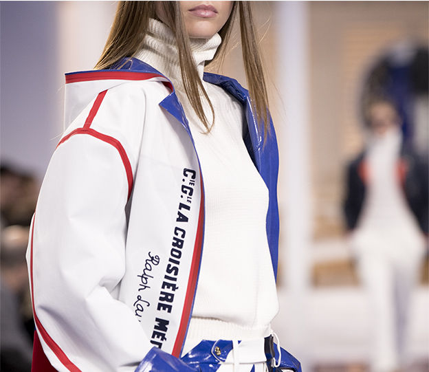 Detail shot of Look 39