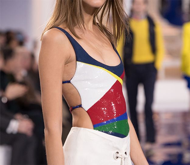Detail shot of Look 50