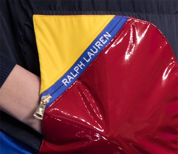 Detail shot of Look 33