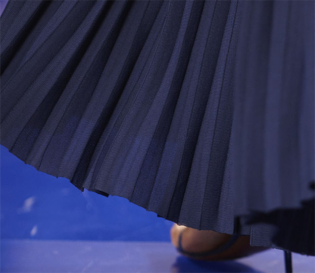Detail shot of Look 37